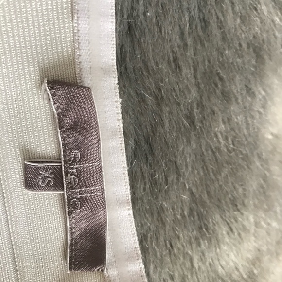 Stunning Stretta Designer dress - Picture 4 of 5